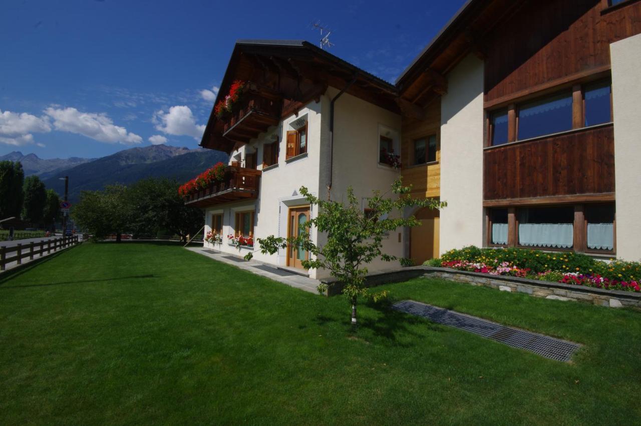 Casa Caste Villa Bormio Eksteriør billede
