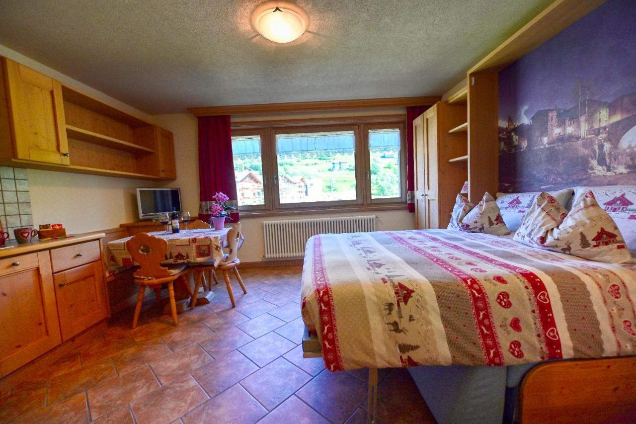 Casa Caste Villa Bormio Eksteriør billede