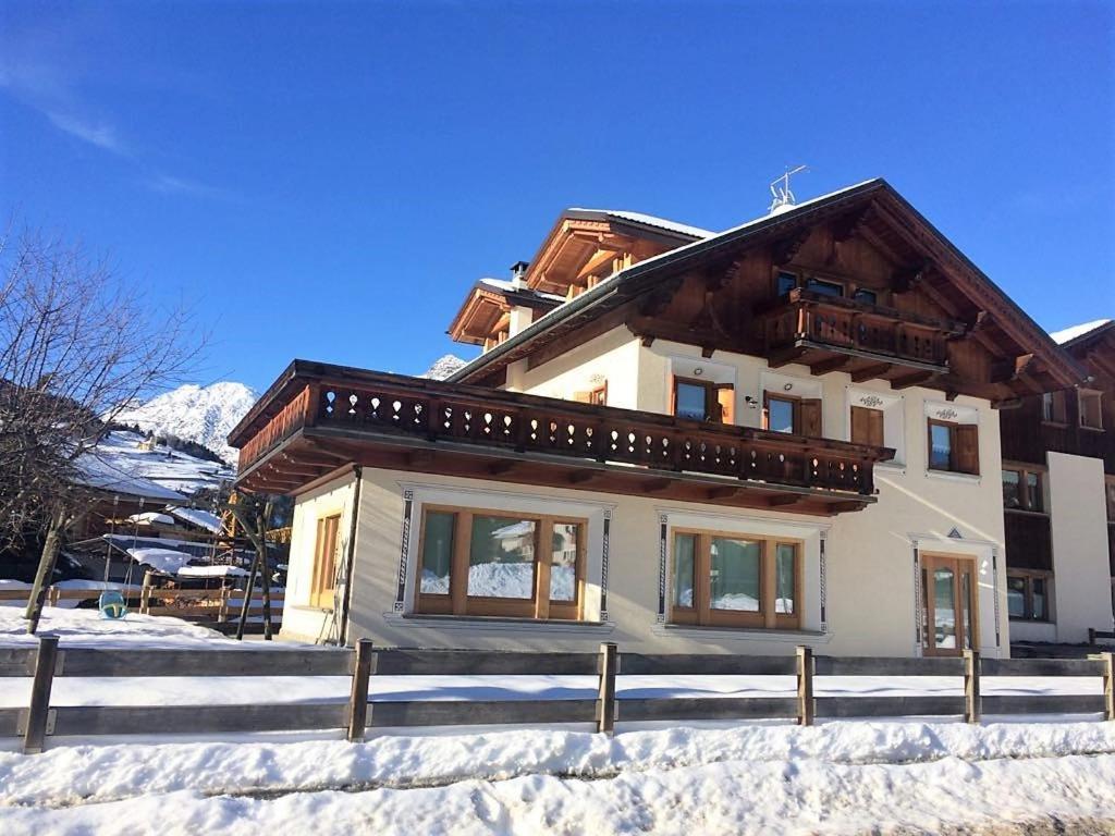 Casa Caste Villa Bormio Eksteriør billede