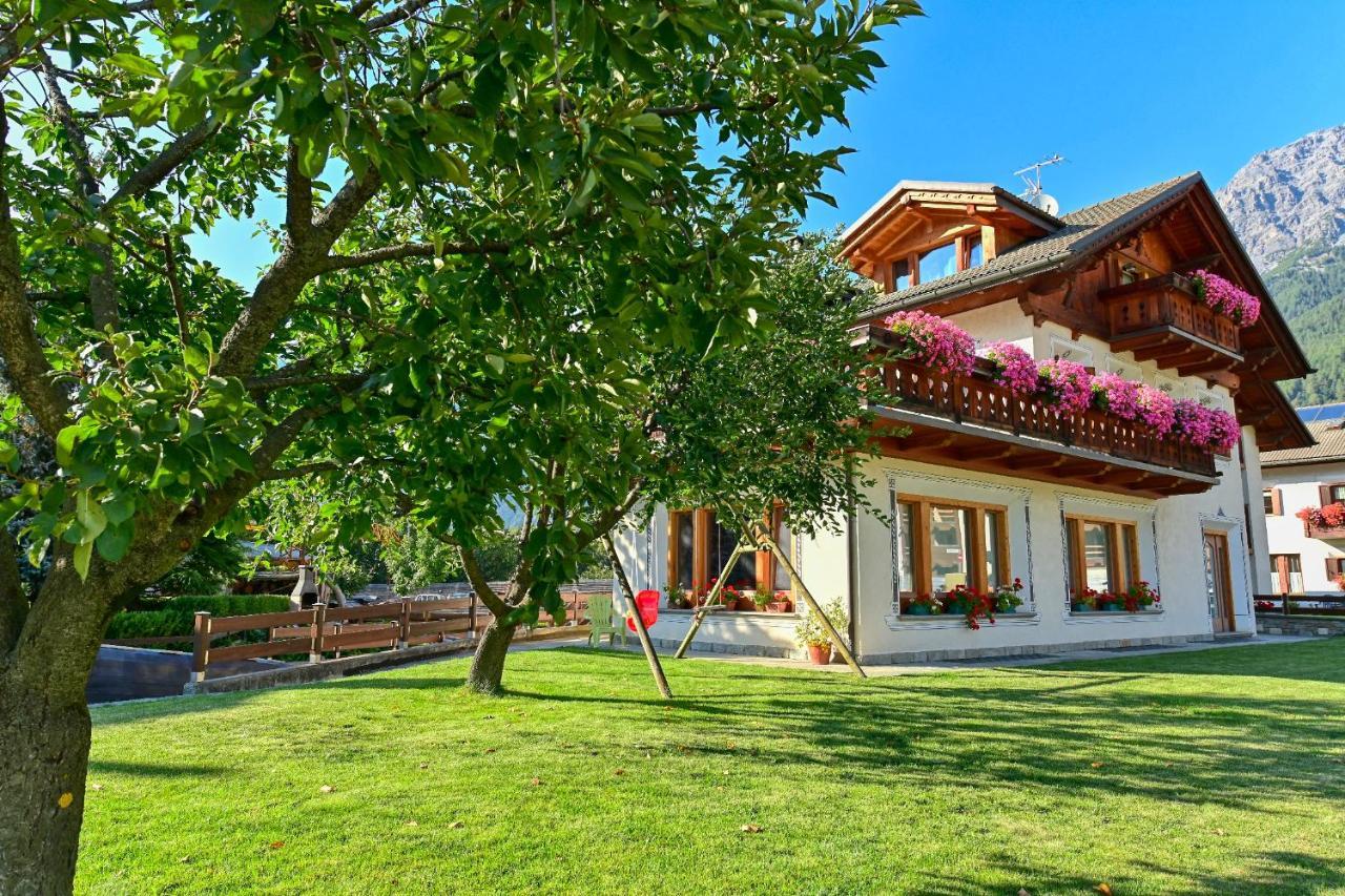 Casa Caste Villa Bormio Eksteriør billede