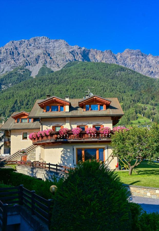 Casa Caste Villa Bormio Eksteriør billede