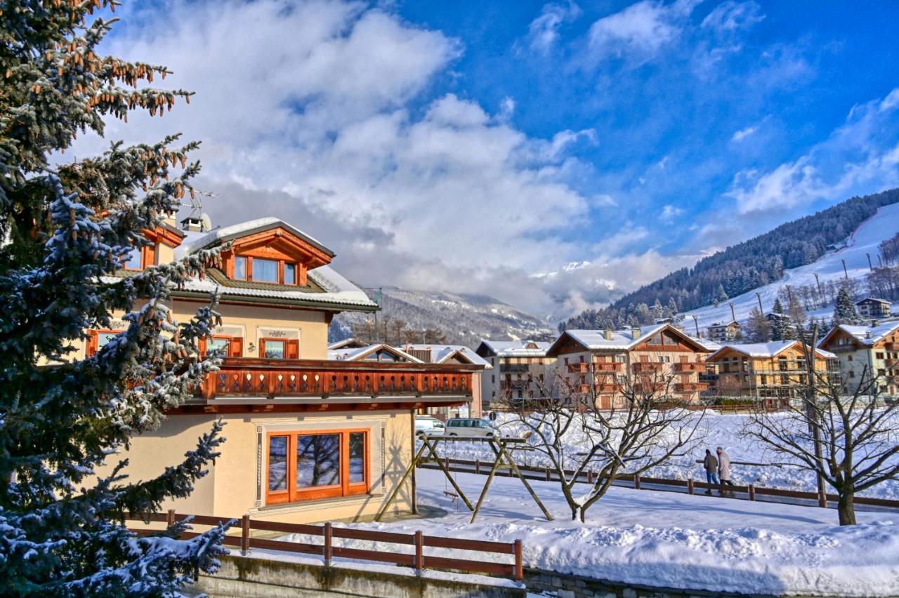 Casa Caste Villa Bormio Eksteriør billede