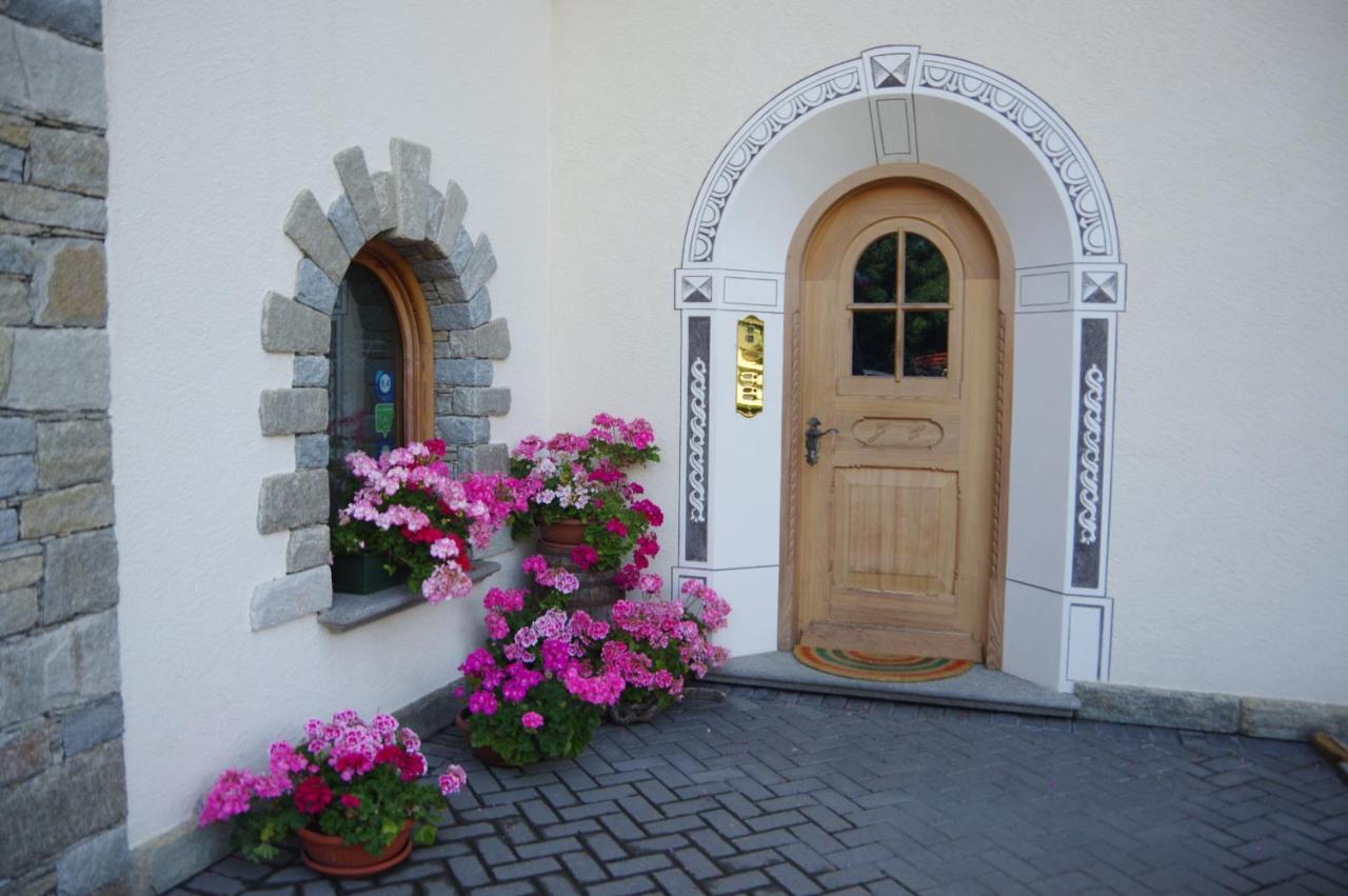 Casa Caste Villa Bormio Eksteriør billede